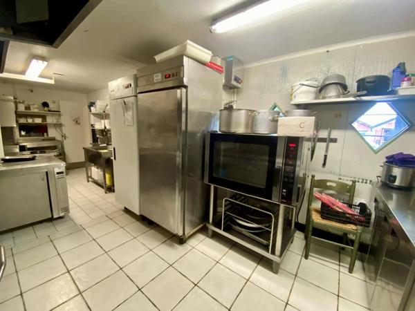 Restaurant sur le port de Château d'Oléron - Fonds de commerce