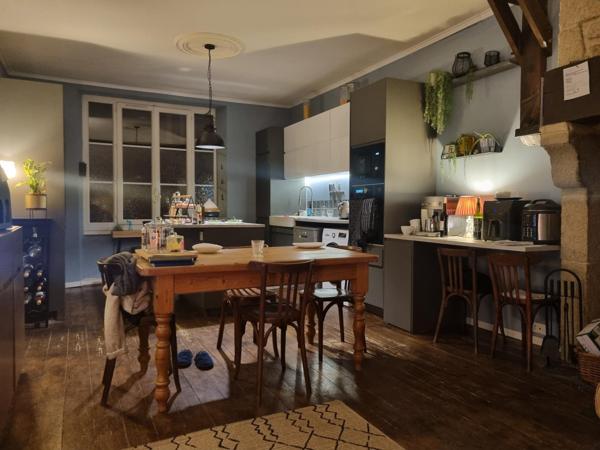 Maison de maître rénovée et meublée de 220 m² à Bugeat (19170), Corrèze