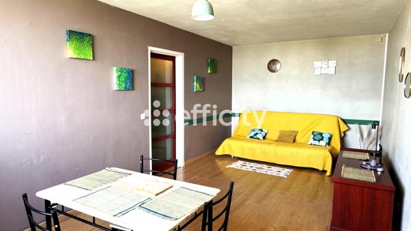 Appartement
         2 pièces
        - 54 m² 98 000 € *