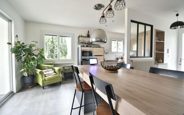 Maison à vendre    6 pièces •  Meximieux