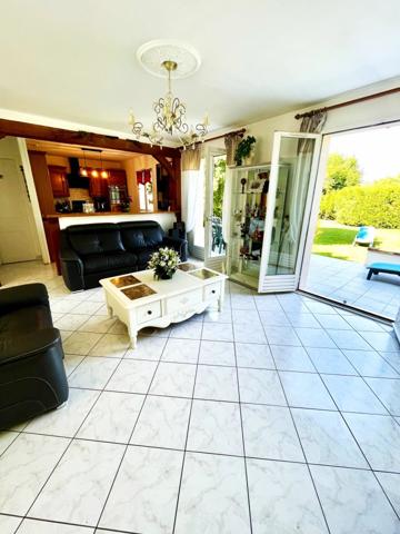 Vente                                                      Maison
                        
                     6 pièces                      154 m2                     à Belle-Église