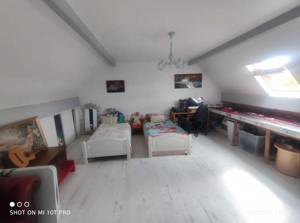 Vente                                                      Maison
                        
                     6 pièces                      154 m2                     à Belle-Église
