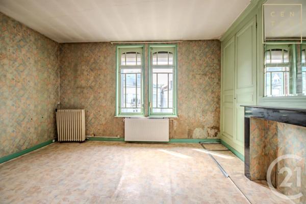 Maison à vendre  5 pièces - 161,61 m 2   MAUBEUGE  - 59