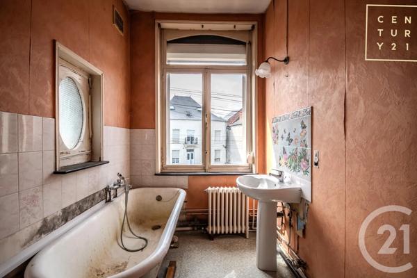 Maison à vendre  5 pièces - 161,61 m 2   MAUBEUGE  - 59
