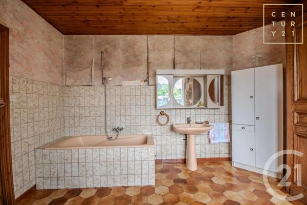 Maison à vendre  5 pièces - 161,61 m 2   MAUBEUGE  - 59