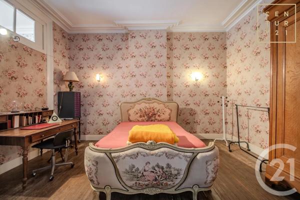 Maison à vendre  5 pièces - 161,61 m 2   MAUBEUGE  - 59