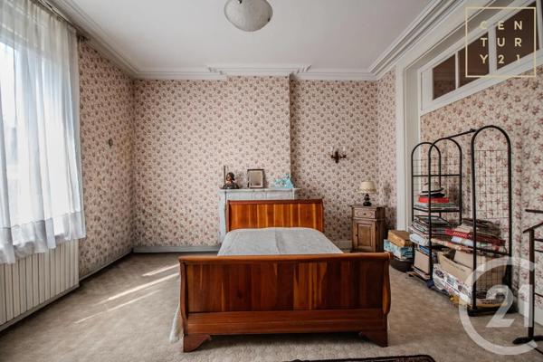 Maison à vendre  5 pièces - 161,61 m 2   MAUBEUGE  - 59