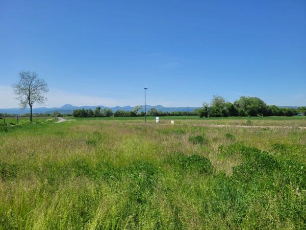 2 terrains à vendre de 835 m² et 864 m² à CLERLANDE