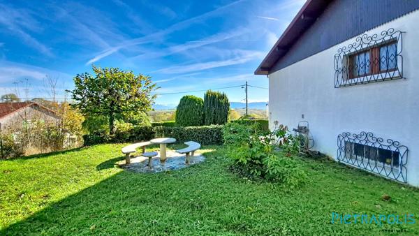 Ensemble immobilier de 2 maisons individuelles