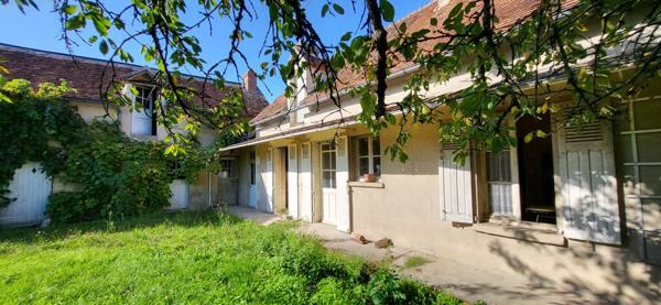 Jolie fermette à rénover sur plus de 4000 m2