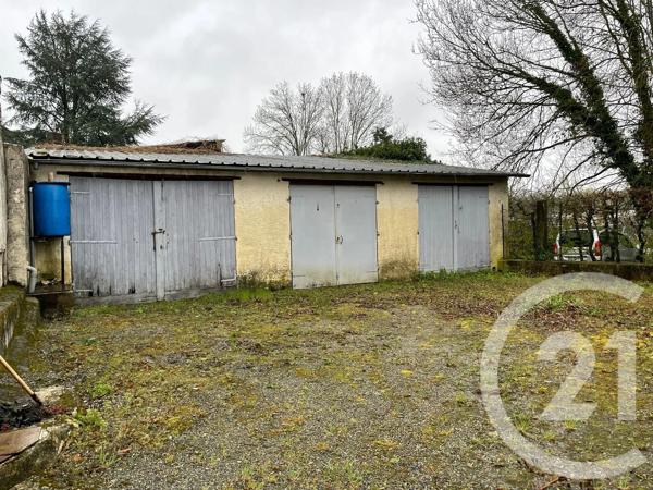 Maison à vendre  15 pièces - 181,30 m 2   VERVINS  - 02