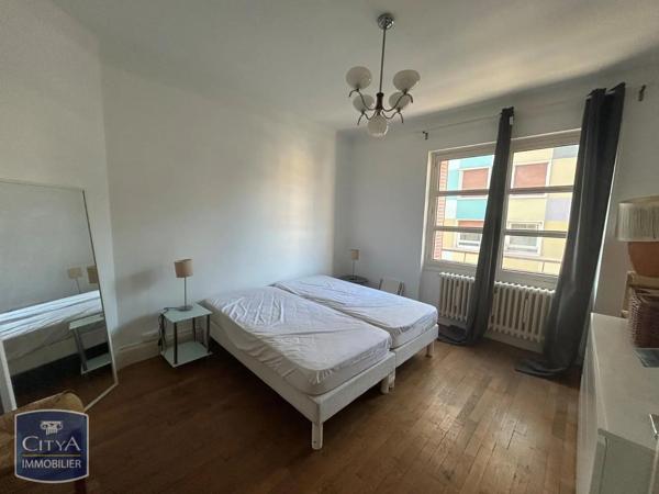 Appartement à louer 4 pièces 79.08m² Dijon (21000)