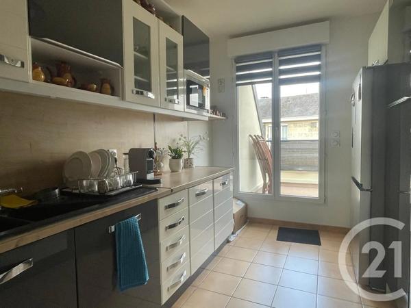 Appartement F4 à vendre  4 pièces - 105,50 m 2   BEAUVAIS  - 60