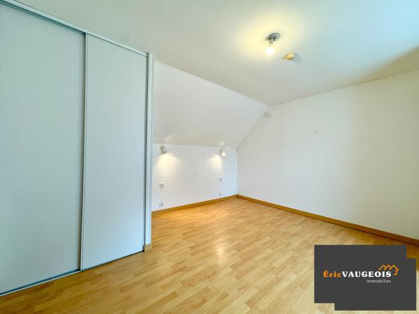 Coulommiers (77120) Maison 132m². DPE en C. Terrain 669m². Garages