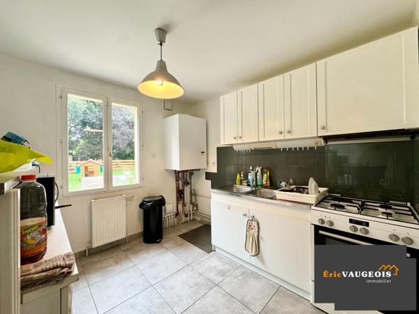 Coulommiers (77120) Maison 132m². DPE en C. Terrain 669m². Garages