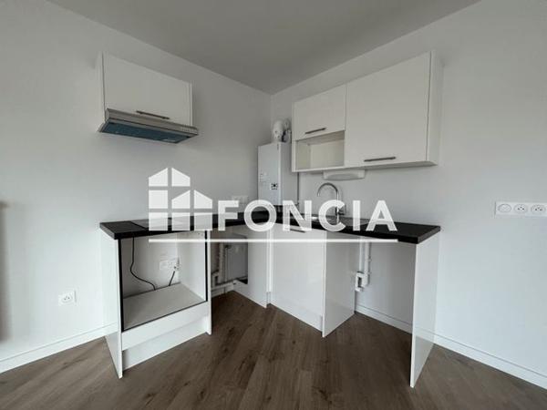 Location Appartement 2 pièces 44 m² - 18 RUE DE MARQUILLIES Lille 59000