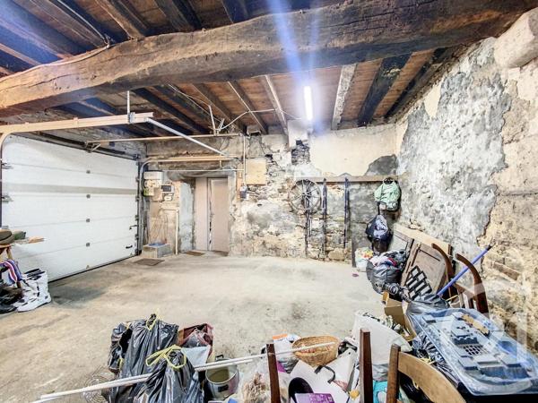 Maison à vendre  10 pièces - 321 m2 AIGUEPERSE - 63