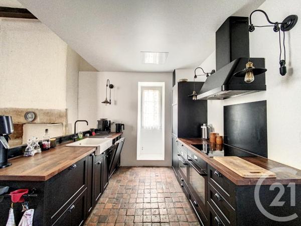 Maison à vendre  10 pièces - 321 m2 AIGUEPERSE - 63