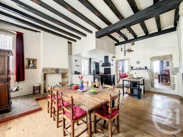 Maison à vendre  10 pièces - 321 m2 AIGUEPERSE - 63