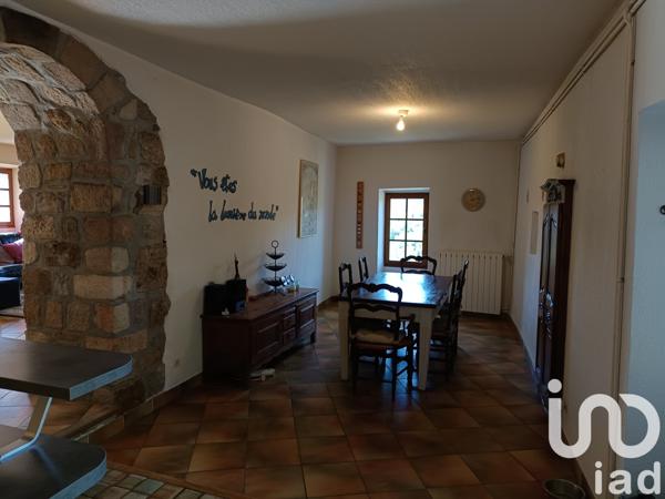 Maison à vendre 9 pièces 230 m² Les Vans