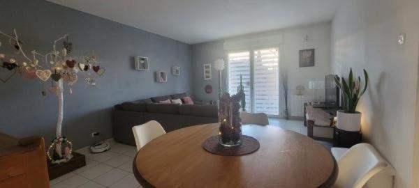 Maison 3 chambres avec jardin et garage