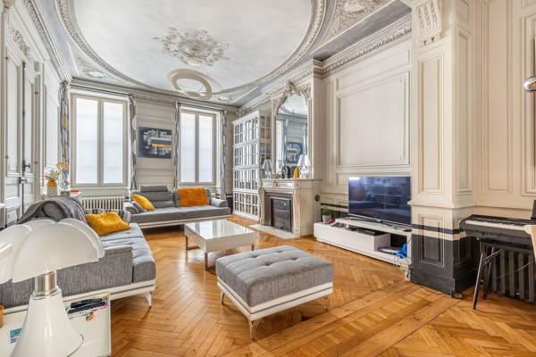 Vente Maison de luxe Bordeaux 9 Pièces 416 m²