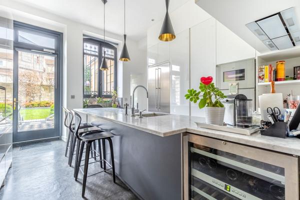Vente Maison de luxe Bordeaux 9 Pièces 416 m²