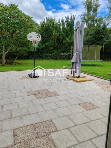 Maison située dans un environnement isolé au calme
