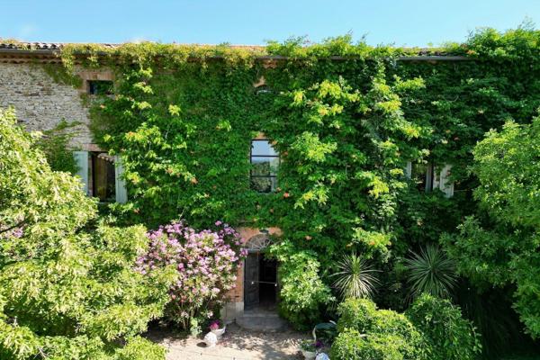 Vente Mas Uzès 13 Pièces 601 m²