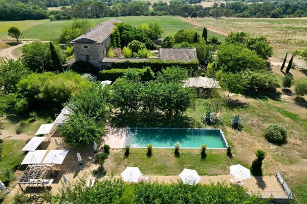 Vente Mas Uzès 13 Pièces 601 m²
