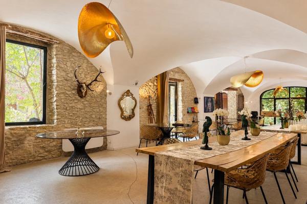 Vente Mas Uzès 13 Pièces 601 m²