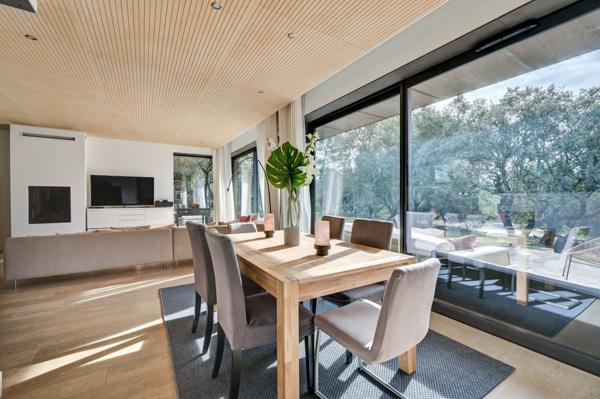 Vente Maison de luxe Rognes 8 Pièces 280 m²