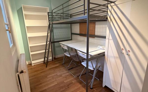 Appartement à vendre    3 pièces • 41,38 m2 Saint-Maur-des-Fossés