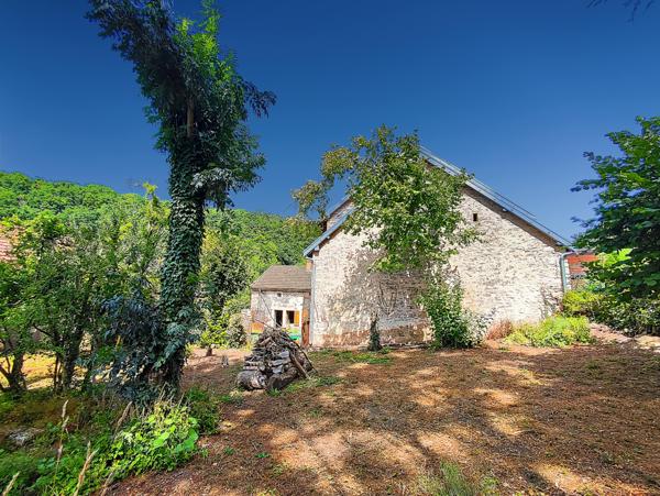 Frôlois (21150) Maison à restaurer avec terrain et dépendances 21150 FROLOIS.
