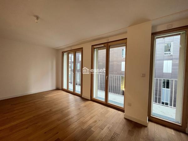 Location Appartement 4 pièces 83.3 m² - Paris 75013