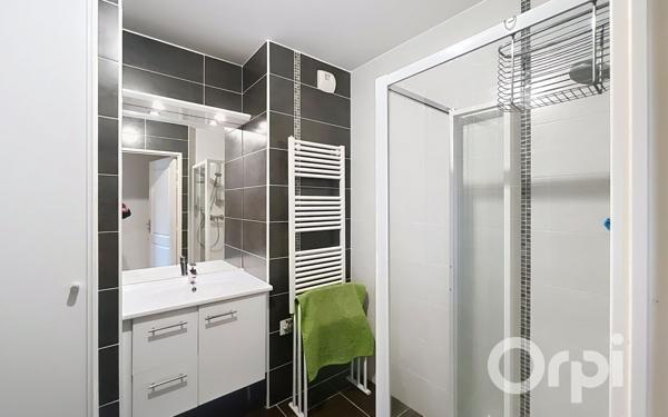 Appartement à louer    2 pièces • 45,80 m2 Villeurbanne