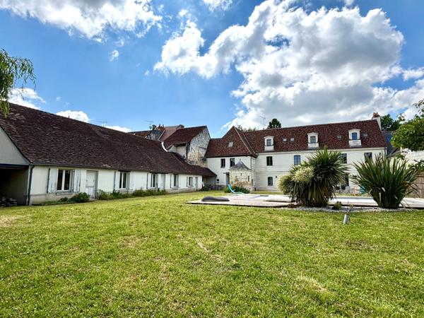 Vente Maison de luxe Loches 10 Pièces 327 m²