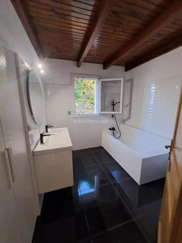 Location Maison 5 pièces 111 m2 à Mezzavia