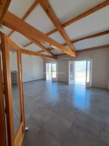 Location Maison 5 pièces 111 m2 à Mezzavia