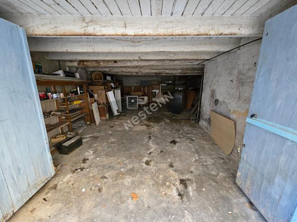 Grand Garage individuel fermé de 52 m2 à Martigues