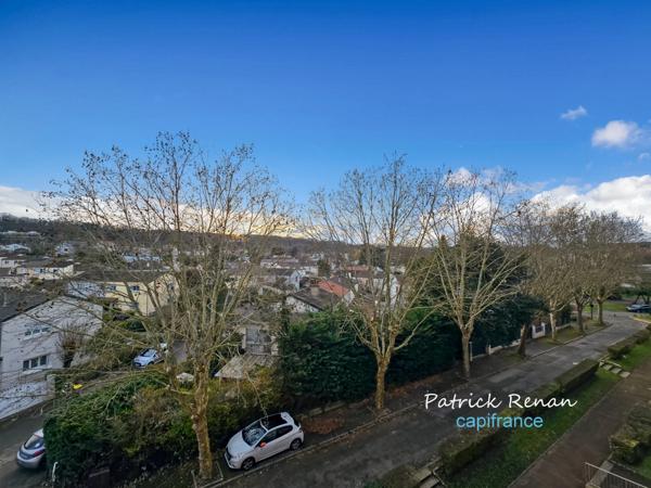 Appartement à vendre 3 pièces T3 FONTENAY LE FLEURY (78)