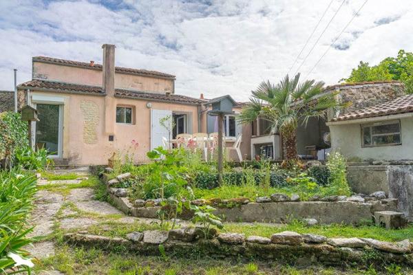 Maison à vendre 213 000 € Saujon 4 p 87 m² DPE D