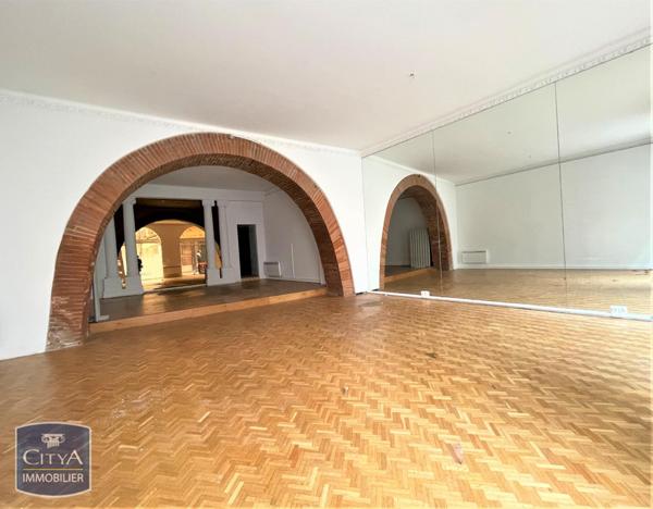 Local commercial à louer 117.57m²