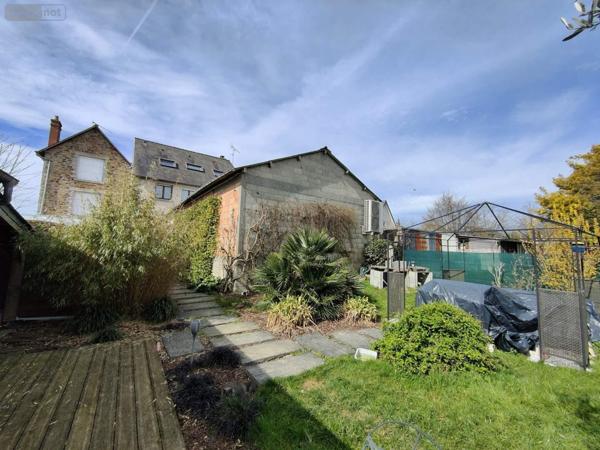 Immeuble à vendre à Retiers en Ille-et-Vilaine (35240), ref : 122/3070