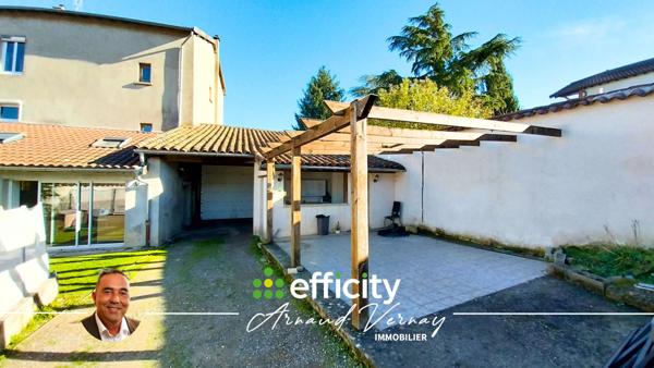 Maison 9 pièces - 186 m² Exclusivité efficity