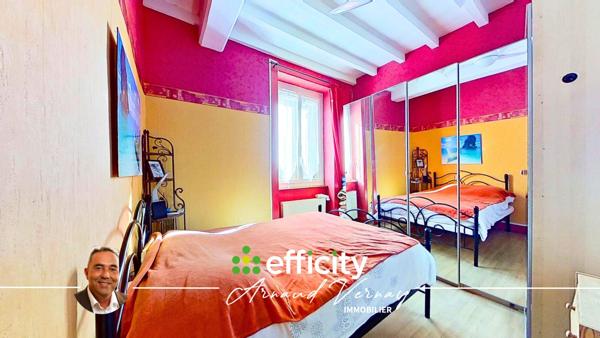 Maison 9 pièces - 186 m² Exclusivité efficity