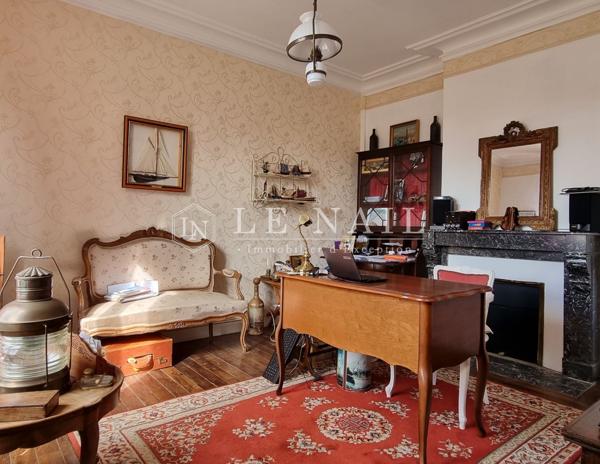 ELEGANTE MAISON DE MAITRE aux PORTES DE LA MAYENNE