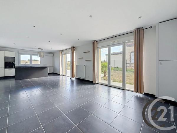 Maison à vendre  5 pièces - 115 m 2   ST POUANGE  - 10