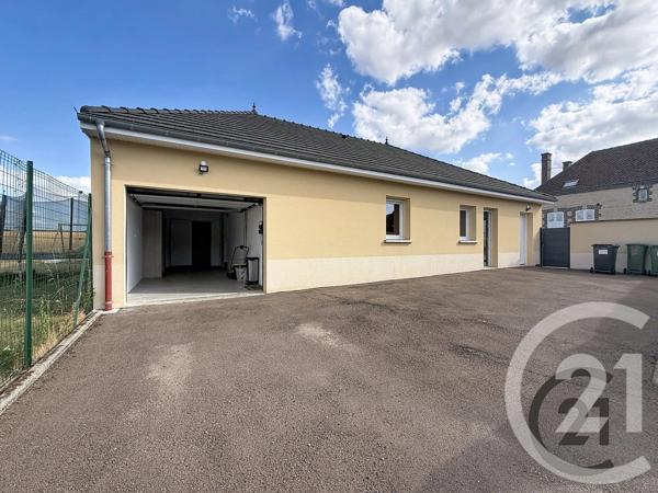 Maison à vendre  5 pièces - 115 m 2   ST POUANGE  - 10