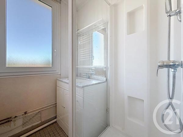 Appartement T4 à vendre  4 pièces - 65 m 2   TROYES  - 10